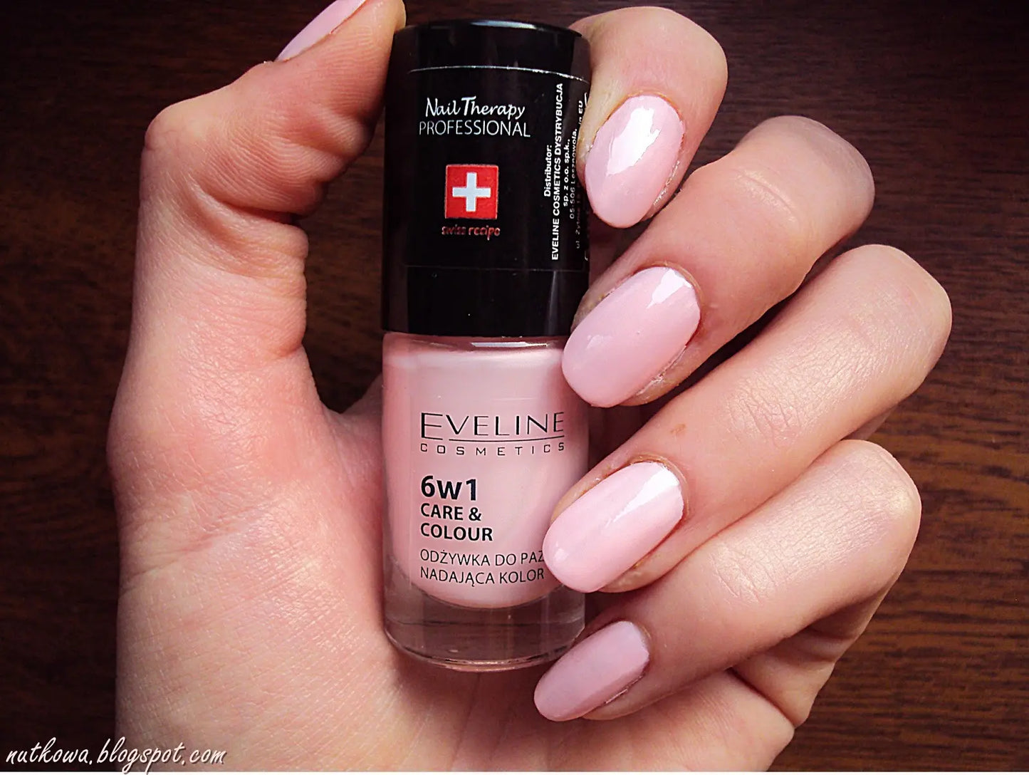 0 Eveline Traitement des ongles 6 en 1 EVELINE