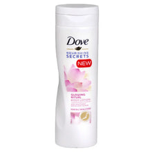 Charger l'image dans la galerie, Dove Nourishing Secrets Lotion corporelle éclatante 400 ml DOVE
