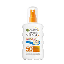 Charger l'image dans la galerie, Garnier Ambre Solaire Spray Hydratant Resisto Enfant FPS 50+ 200 ml GARNIER