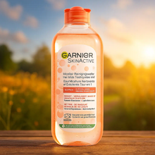Charger l'image dans la galerie, Garnier SkinActive Eau Micellaire Nettoyante et Exfoliante Tout-en-1 - 400ml GARNIER