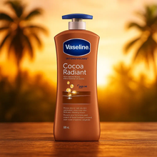 Charger l'image dans la galerie, Vaseline Cocoa radiant 725 ML VASELINE