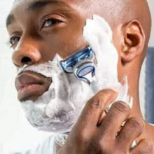Charger l&#39;image dans la galerie, AX5 Rasoir pour homme Power Glide Deluxe + 2 recharges GILLETTE
