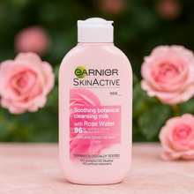 Charger l&#39;image dans la galerie, Garnier Lait Démaquillant Peaux Sensibles à l&#39;Eau de Rose Naturelle 200 ml garnier
