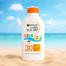 Charger l&#39;image dans la galerie, Garnier Lotion Solaire Protectrice Spf30 200Ml GARNIER
