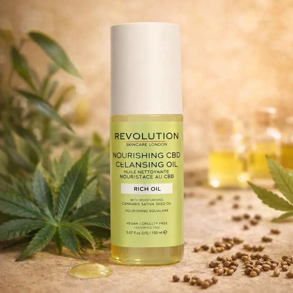 Huile Nettoyante Nourrissante Revolution Skincare CBD — 150 ml