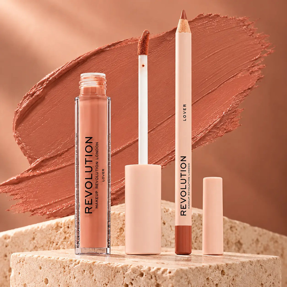 Kit Lèvres Makeup Revolution Lip Contour Lover — Rouge à Lèvres Liquide Mat 3 ml + Crayon 0,8 g
