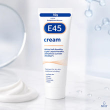 Charger l'image dans la galerie, Crème Émolliente E45 Hydratante — 50 g