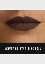 Charger l'image dans la galerie, Max Factor Velvet Mattes Rouge à Lèvres 50 Coffee max factor x