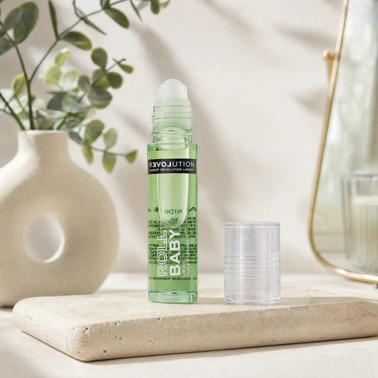 Relove by Revolution Roll Baby – Huile à Lèvres Roll-On Matcha 5 ml